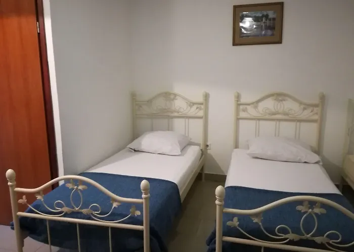 Rooms Garden